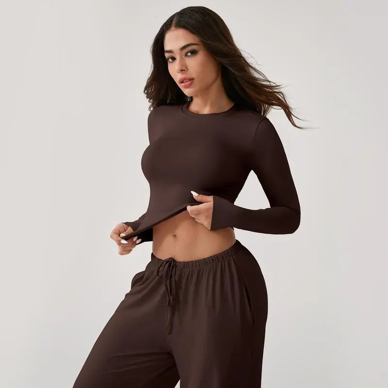 Women's long-sleeved top and wide-leg pants suit